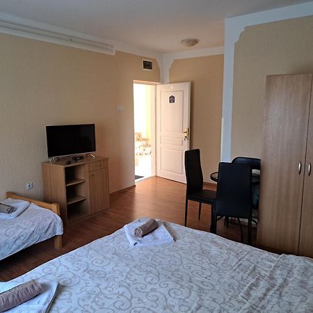 Guesthouse Kristina Палич Екстер'єр фото