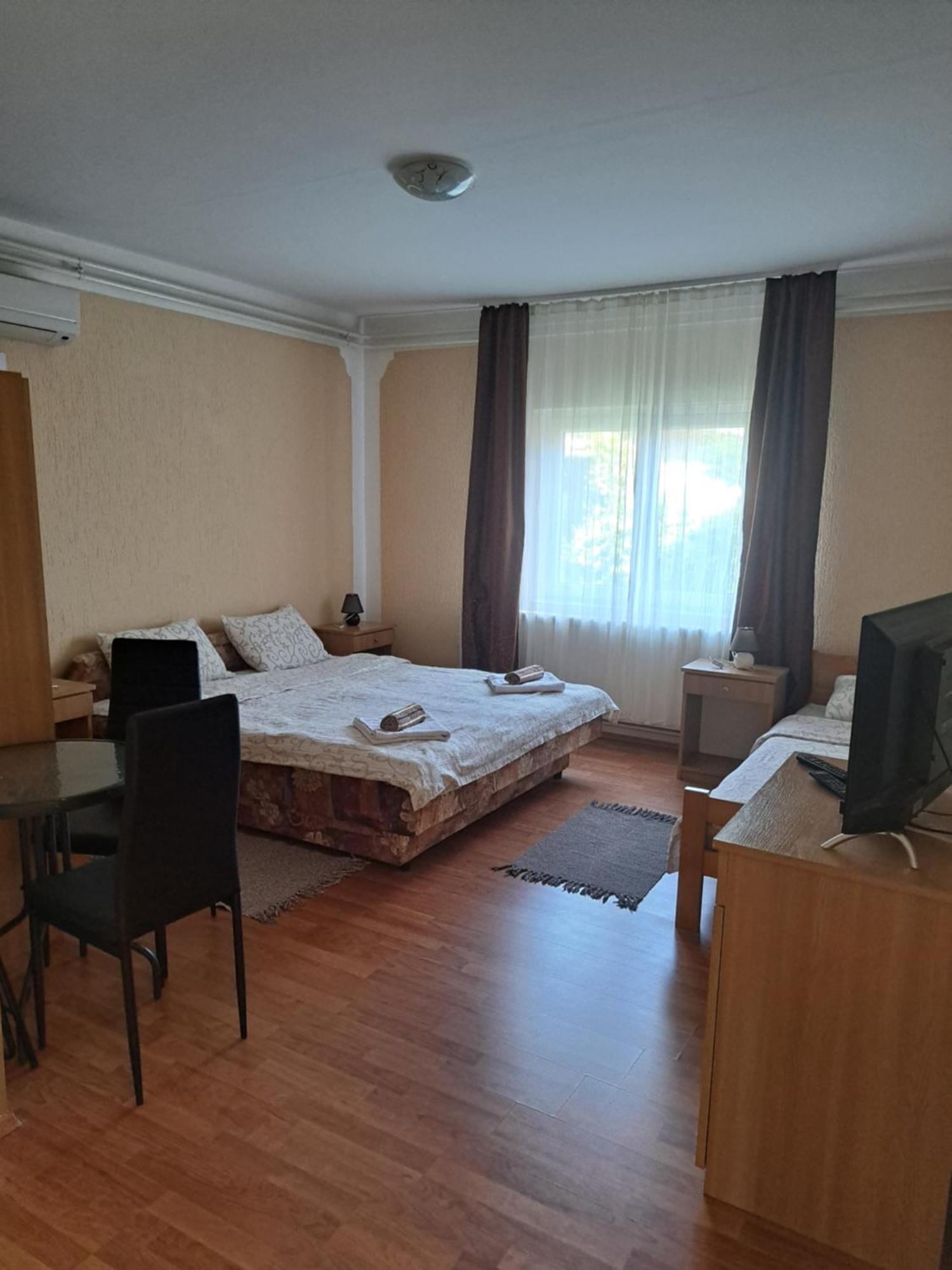 Guesthouse Kristina Палич Екстер'єр фото