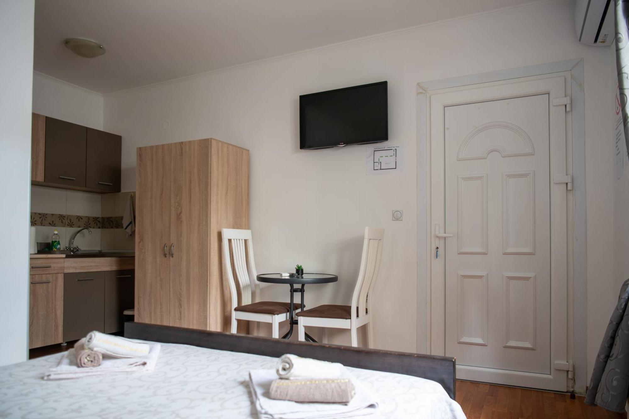 Guesthouse Kristina Палич Екстер'єр фото